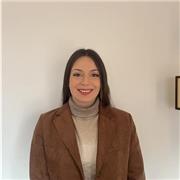 Soy maestra de Educación infantil con un máster en Atención Temprana, cursé el B2 FIRST en Cambridge y actualmente estudio C1 ADVA